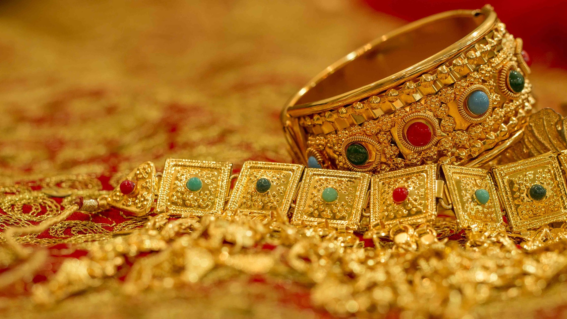 Jewelry Bahrain Gold Wealth Worth Bahraini Gold